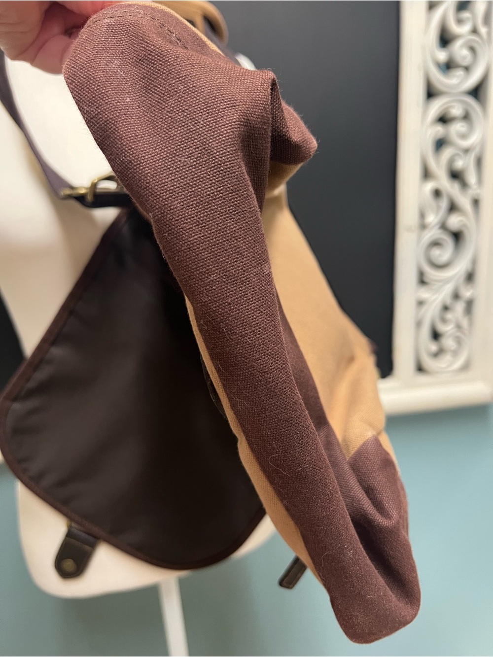 Eddie Bauer Vintage Canvas Messenger bag - Picture 10 of 10